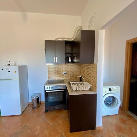 El Rio Apartments Sarandë Esterno foto