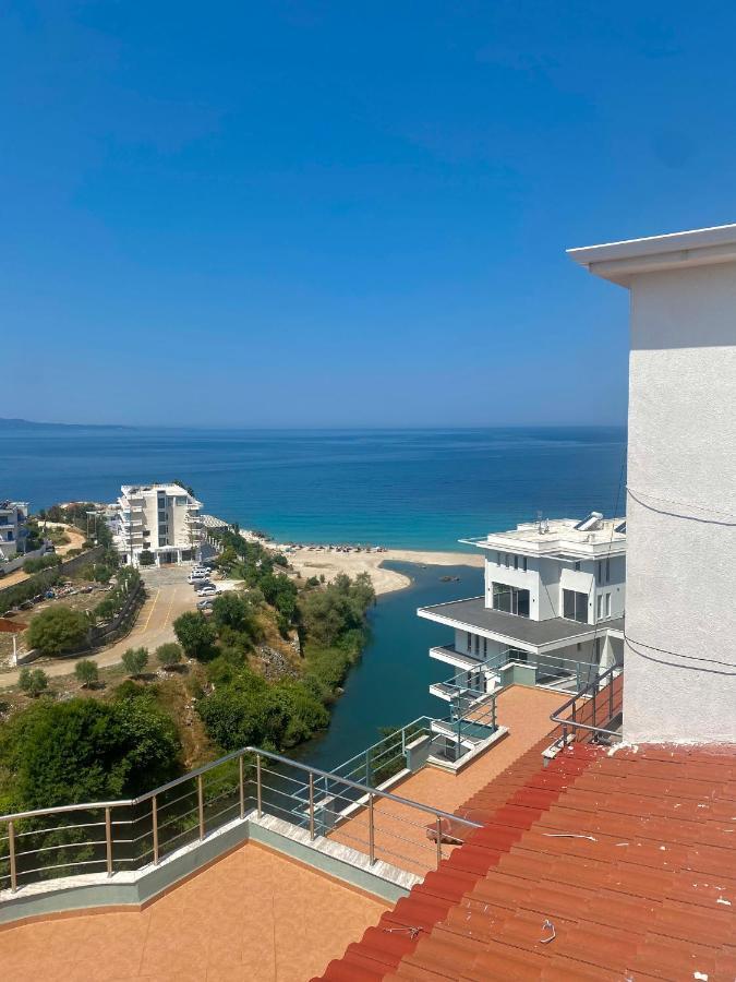 El Rio Apartments Sarandë Esterno foto
