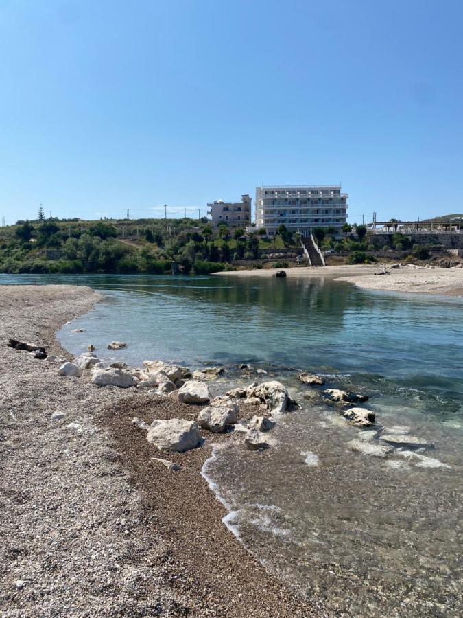 El Rio Apartments Sarandë Esterno foto