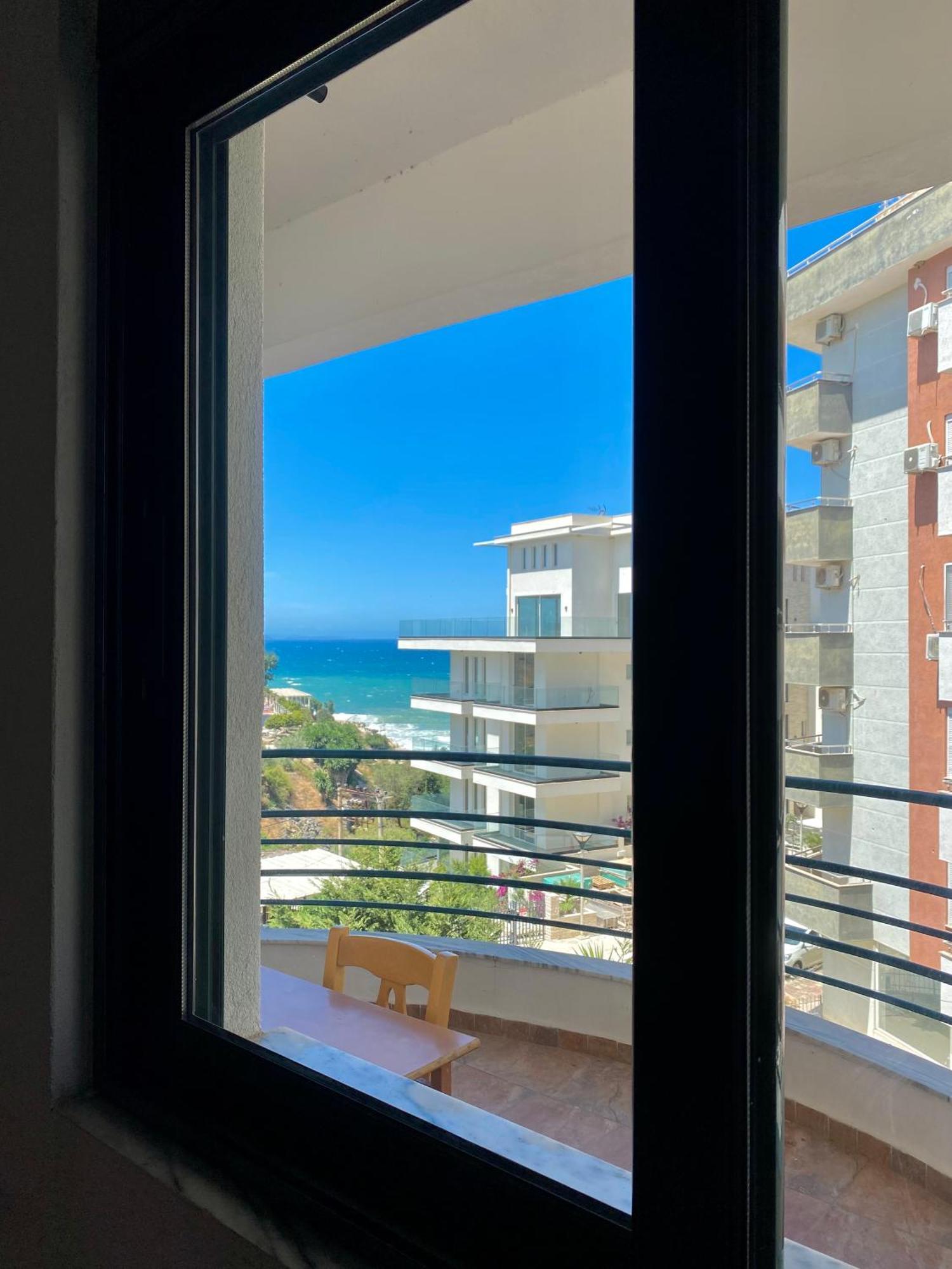 El Rio Apartments Sarandë Esterno foto